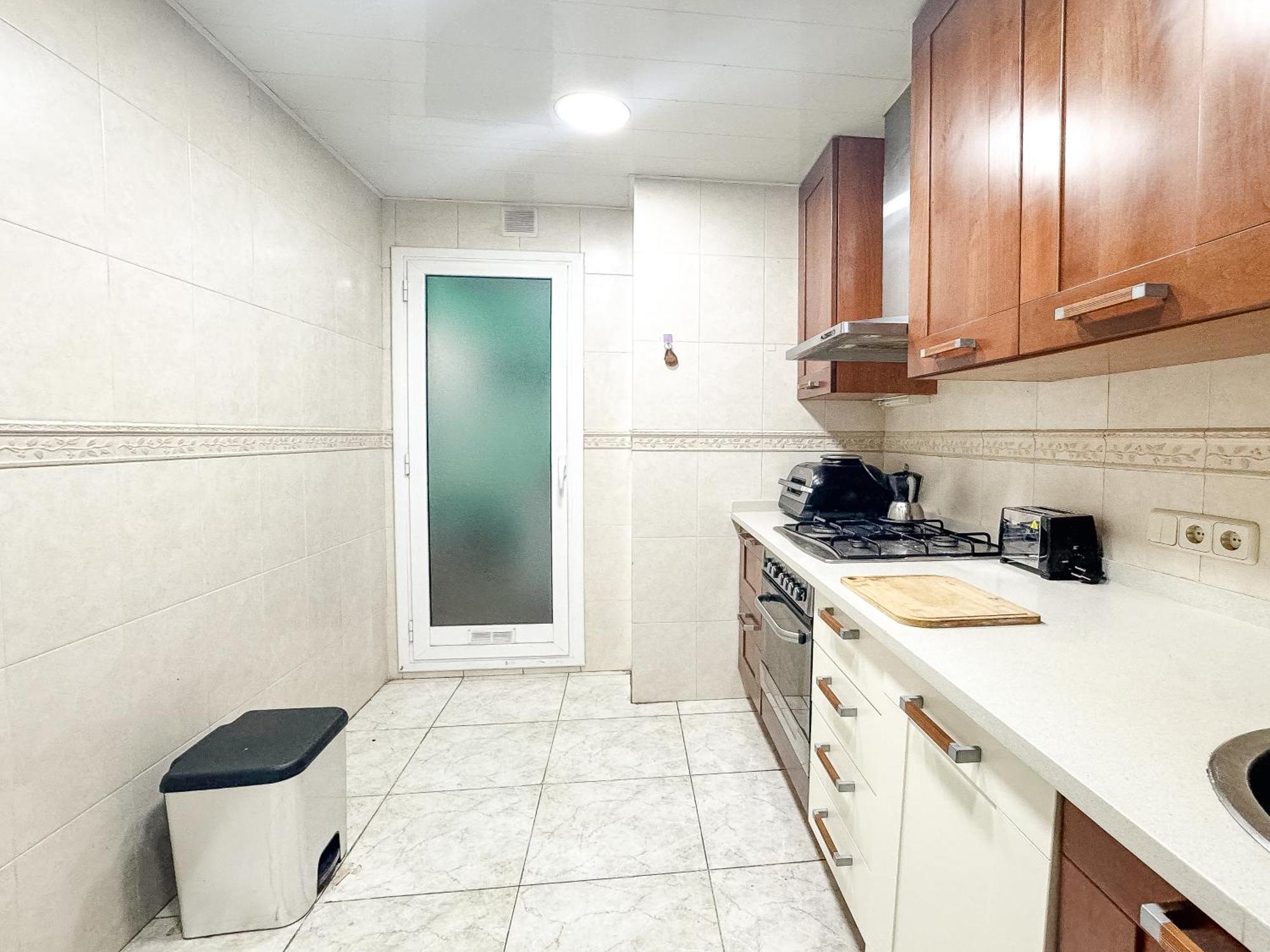 Charming Rooms In Shared Apartment Near Camp Nou برشلونة المظهر الخارجي الصورة